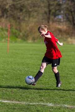 Bild 10 - TSV Weddelbrook - FSG BraWie 08